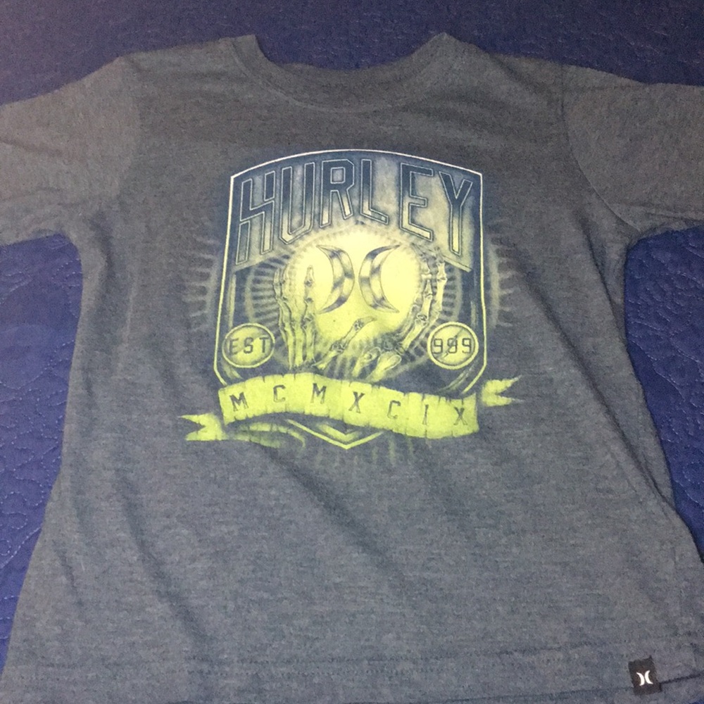 Size 5 Hurley t shirt
